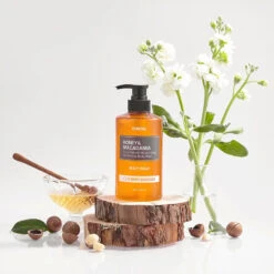 Honey & Macadamia Body Wash -Cosrx Shop 0018 3e078262 d57d 4cc2 ac0c aacdb0374554 5000x jpg