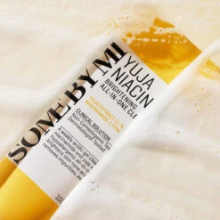 Yuja Niacin Brightening All-In-One Cleanser -Cosrx Shop 0517bd1b745eb027463c6472b5d77048 aaa4d48b e0f9 431b a8fc 9e1bd7aa4419