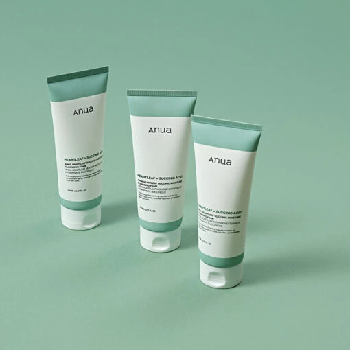 Heartleaf Succinic Moisture Cleansing Foam - Image 9
