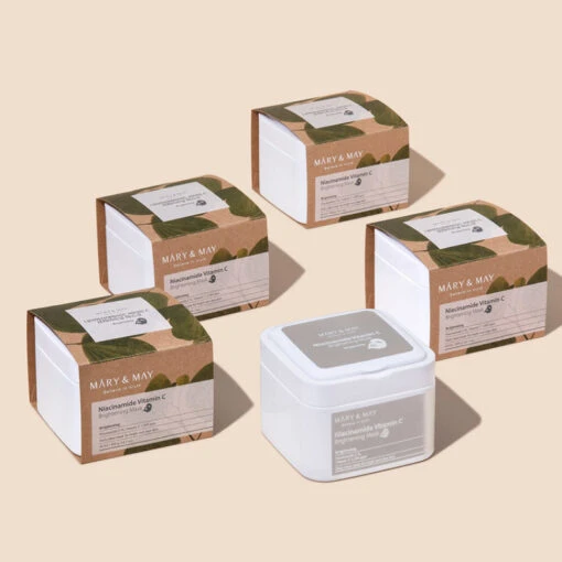 Niacinamide Vitamin C Brightening Mask - Image 6