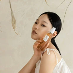 Ginseng Cleansing Oil -Cosrx Shop 0O8A5672 720x 711a5f49 7be0 4cfa 82a4 f514e50e70eb