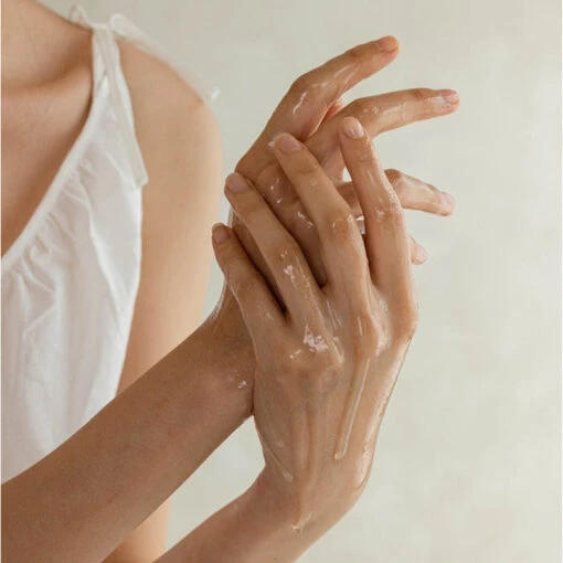 Ginseng Cleansing Oil - Image 3