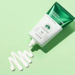 Truecica Mineral Calming Tone-Up Suncream -Cosrx Shop 1.1 720x b3f92b91 c121 4240 86e9 b16acdc7c721