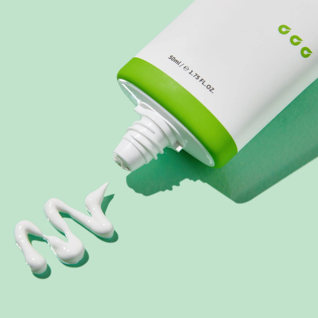 Super Soothing Cica & Aloe Sunscreen SPF50+ PA++++ 3 Super Soothing Cica & Aloe Sunscreen SPF50+ PA++++ - Image 3