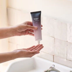 Black Rice Moisture 5.5 Soft Cleansing Gel 9 Black Rice Moisture 5.5 Soft Cleansing Gel -Cosrx Shop 11111111111 1296x 9e12d894 09a9 4530 8c09 5480ffd7cf2f