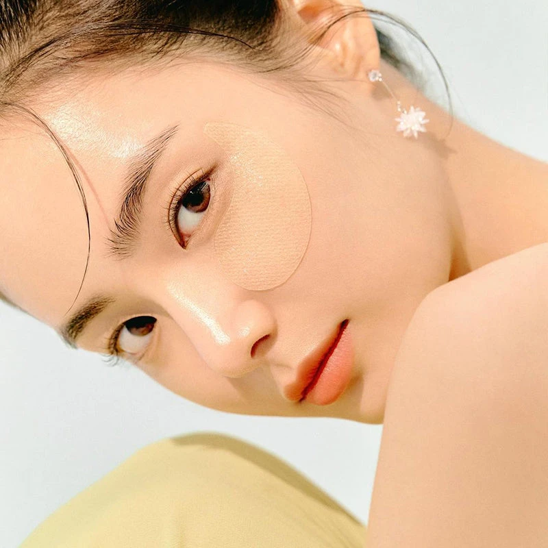 Green Tangerine Vita C Eye Gel Patch 4 Green Tangerine Vita C Eye Gel Patch - Image 4