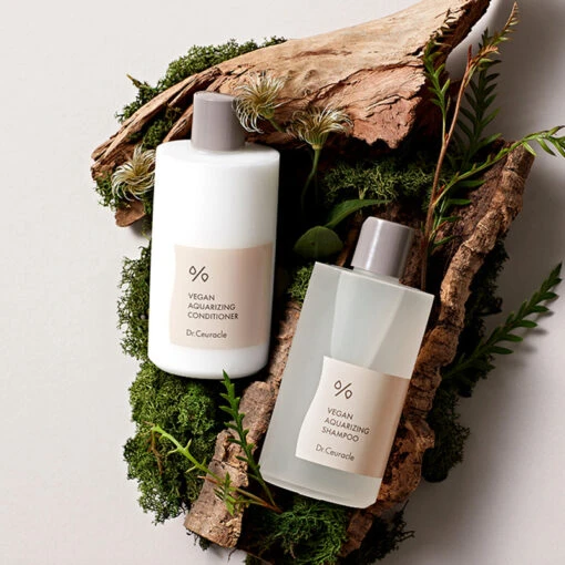 Vegan Aquarizing Shampoo - Image 7