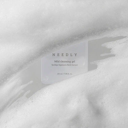 Mild Cleansing Gel - Image 5