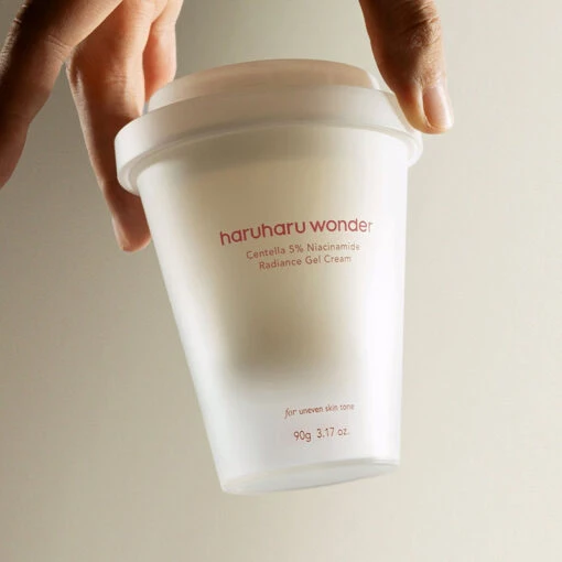 Centella 5% Niacinamide Radiance Gel Cream - Image 2