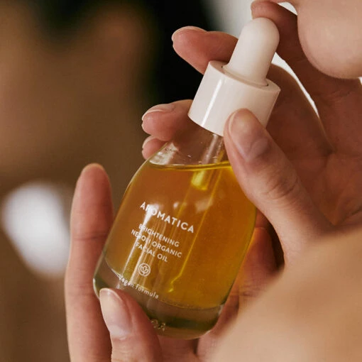 Brightening Neroli Organic Facial Oil - Image 5