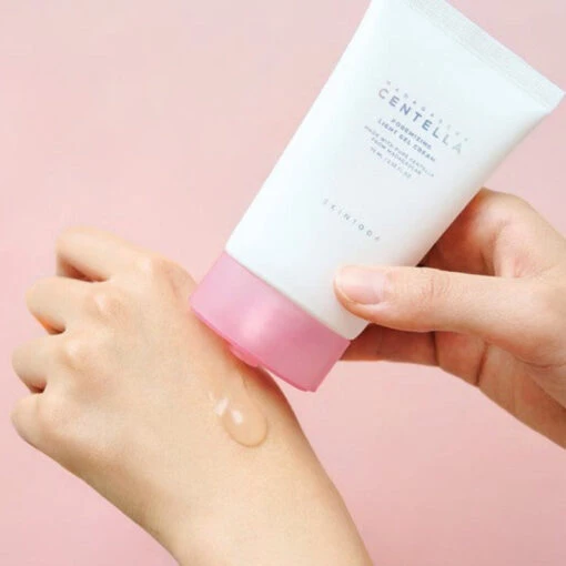 Madagascar Centella Poremizing Light Gel Cream - Image 4