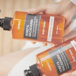 Honey & Macadamia Body Wash -Cosrx Shop 210805 1782 2c19f453 83a2 437d b54b fc6b42aeaf32 5000x jpg