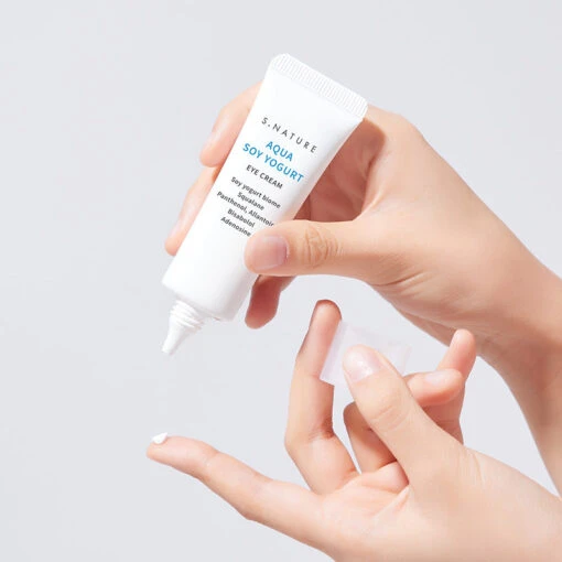 Aqua Soy Yogurt Eye Cream - Image 3