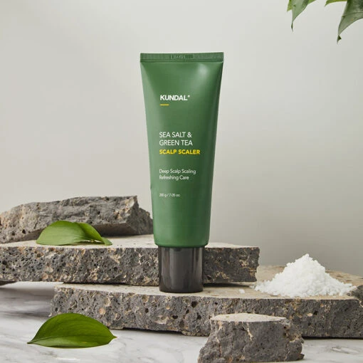 Sea Salt & Green Tea Scalp Scaler - Image 3