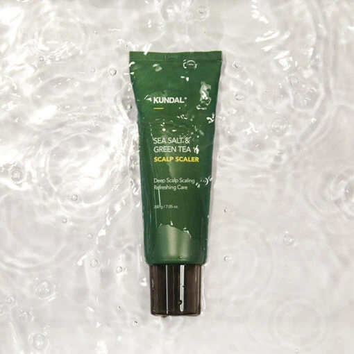 Sea Salt & Green Tea Scalp Scaler - Image 2