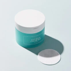 Licorice Clear Pad -Cosrx Shop 230213IMFROM0431 1