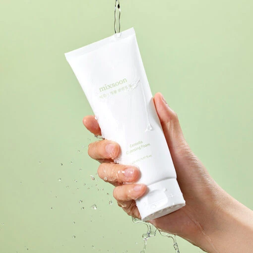 Centella Cleansing Foam - Image 5