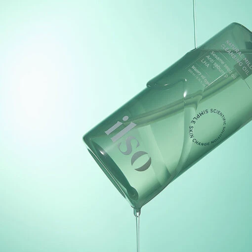 Natural Mild Cleansing Oil - Image 3