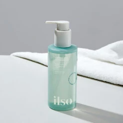 Natural Mild Cleansing Oil -Cosrx Shop 23is 0257 01 2
