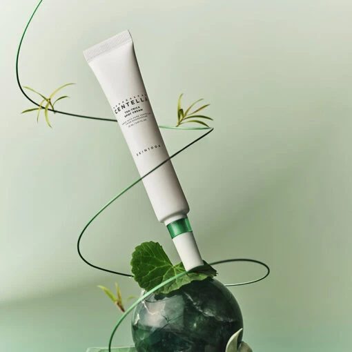Madagascar Centella Tea-Trica Spot Cream - Image 7