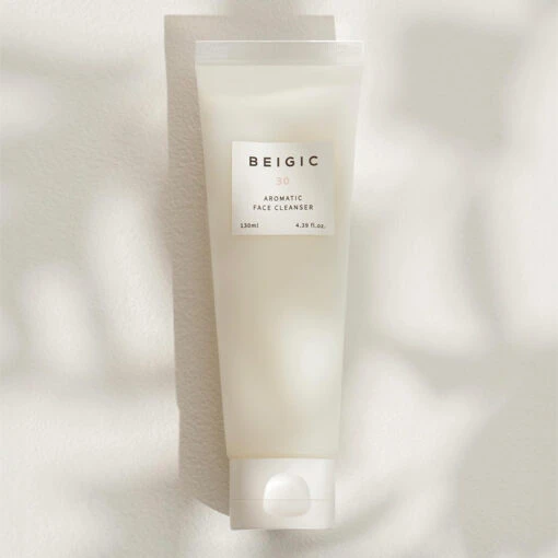 Aromatic Face Cleanser - Image 6