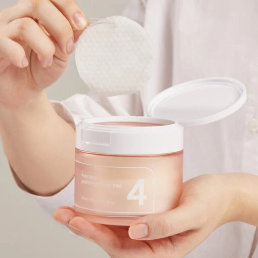 No.4 Pore Zero Peeled Egg Toner Pad - Image 4