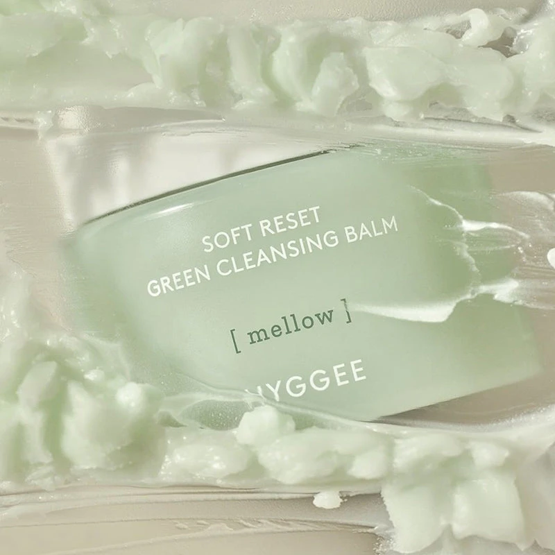 Soft Reset Green Cleansing Balm 7 Soft Reset Green Cleansing Balm - Image 7