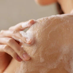 AHA BHA PHA 30 Days Miracle Acne Clear Body Cleanser -Cosrx Shop 2b33c6794ca9251952a48e6b64f801af