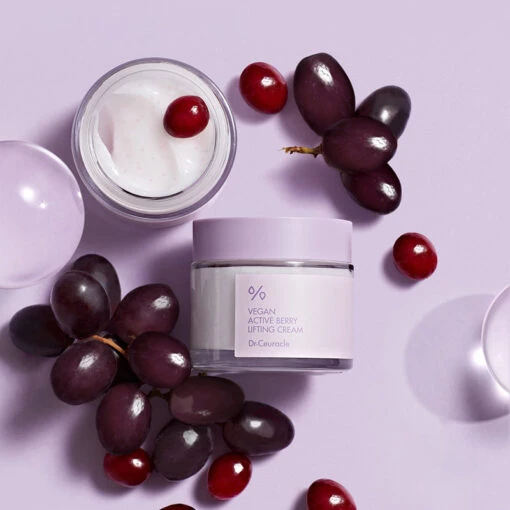 Vegan Active Berry Lifting Cream - Image 2