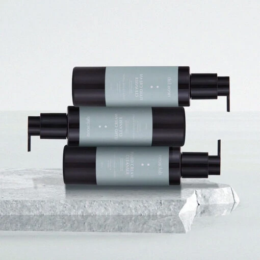 Fluid Cream Cleanser - Image 3