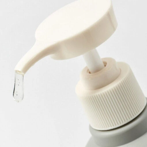 Anti-Dandruff Shampoo - Image 2
