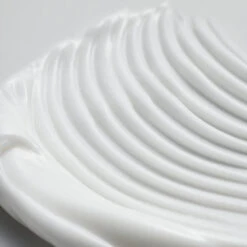 Wonder Releaf Centella Cream Unscented -Cosrx Shop 3 a27f0f4a b882 4713 b9d5 13a9194b8faf