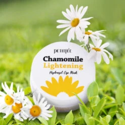 Chamomile Lightening Hydrogel Eye Mask 12 Chamomile Lightening Hydrogel Eye Mask -Cosrx Shop 402d9cade2e5843d84d6d90177013a63