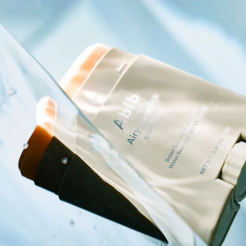 Airy Sunstick Smoothing Bar SPF50+ 3 Airy Sunstick Smoothing Bar SPF50+ - Image 3