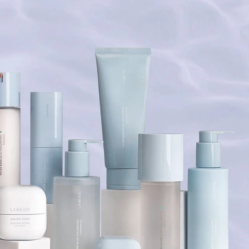 LANEIGE Water Bank Blue Hyaluronic Cleansing Foam 6 LANEIGE Water Bank Blue Hyaluronic Cleansing Foam - Image 6