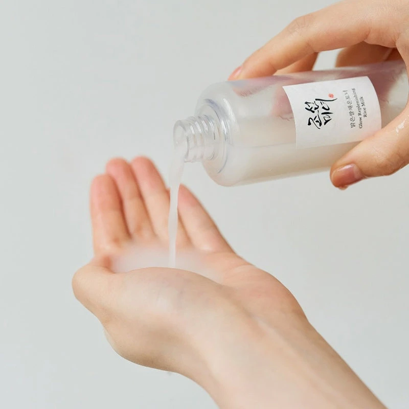 Glow Replenishing Rice Milk 4 Glow Replenishing Rice Milk - Image 4