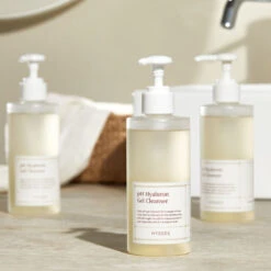 PH Hyaluron Gel Cleanser -Cosrx Shop 45a619d16c1ceeec1ac548323c0ca4ba