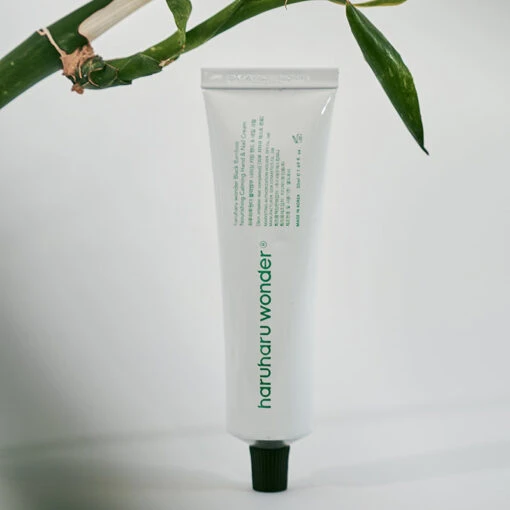 Black Bamboo Nourishing Calming Hand & Nail Cream - Image 3