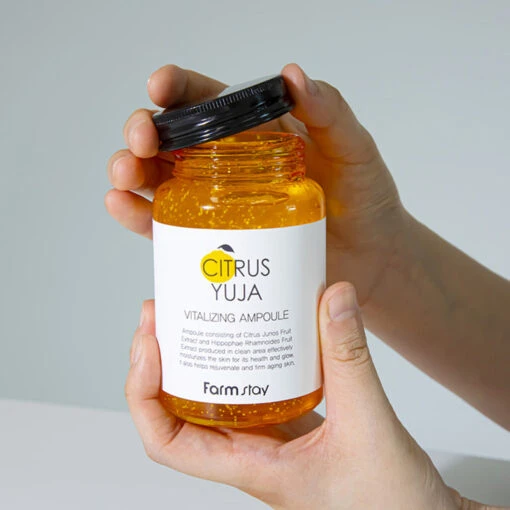 Citrus Yuja Vitalizing Ampoule - Image 5