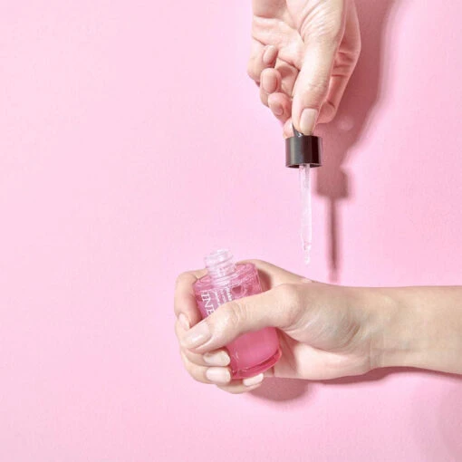 Inbetween Makeup Prep. Essence - Image 4
