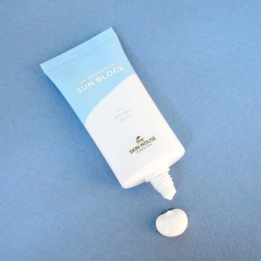 UV Protection Sunblock SPF50+ PA+++ - Image 4