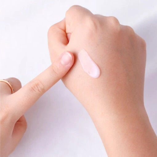 No Poreblem Primer - Image 4