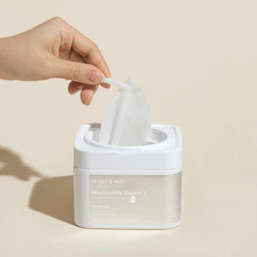 Niacinamide Vitamin C Brightening Mask - Image 2