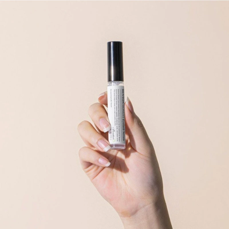 Honest Eyelash Serum 2 Honest Eyelash Serum - Image 2