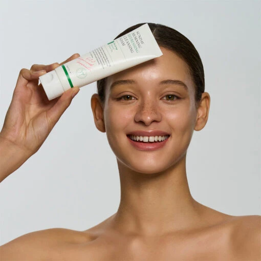 Sunday Morning Refreshing Cleansing Foam - Image 6