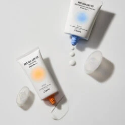 Awe Sun Airy-Fit Sunscreen -Cosrx Shop Airy fitSunscreen EditorialImage Before 9