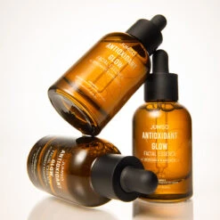 Antioxidant Glow Facial Essence 18 Antioxidant Glow Facial Essence -Cosrx Shop AntioxidantEssence EditorialImage 9