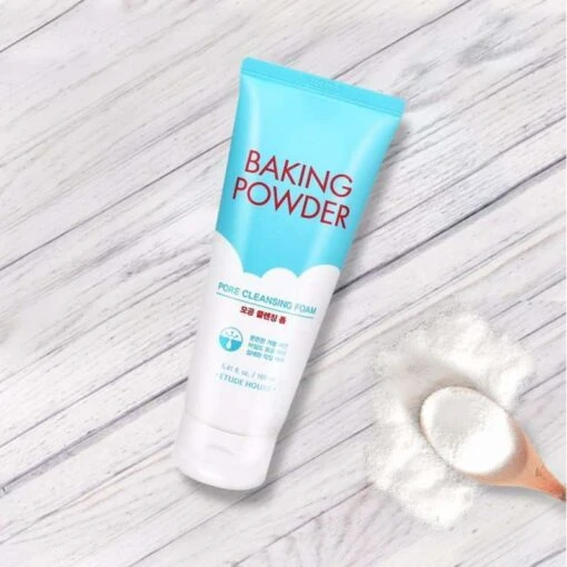 Baking Powder Pore Cleansing Foam - Image 2