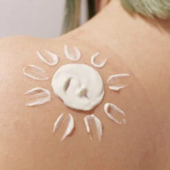 UV Defense Moist Cream SPF50+ PA++++ -Cosrx Shop ByWishtrendUV skin JANA 1