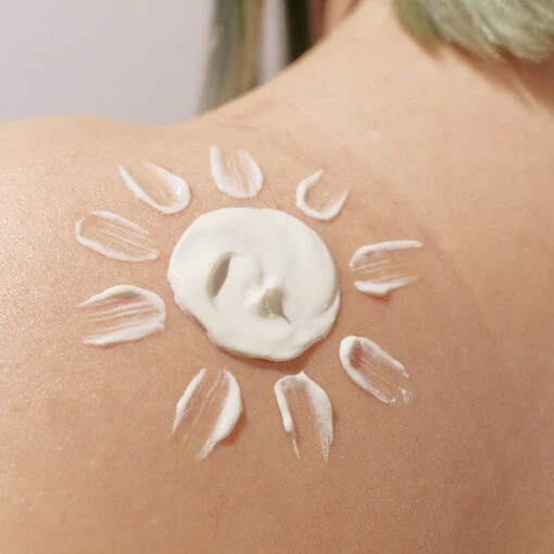 UV Defense Moist Cream SPF50+ PA++++ - Image 6